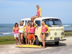 Женский серф-лагерь Girls Love BananaCamp на Бали Женский серф-лагерь Girls Love BananaCamp на Бали