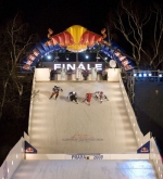 Red Bull Crashed Ice: "ледяные" гонки в Чехии Red Bull Crashed Ice: "ледяные" гонки в Чехии